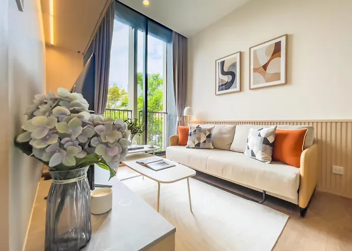 Asoke Luxury High Rise - Steps To Bts And Mrt - Wifi Holiday home Bangkok