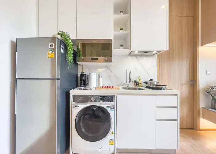 Holiday home Asoke Luxury High Rise - Steps To Bts And Mrt - Wifi *