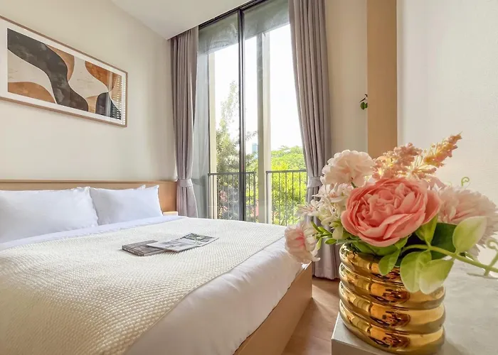 Asoke Luxury High Rise - Steps To Bts And Mrt - Wifi Holiday home *