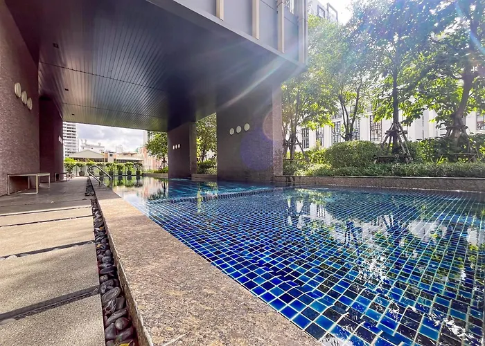 Asoke Luxury High Rise - Steps To Bts And Mrt - Wifi Holiday home *